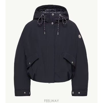 Moncler 26SS Moncler Durable technical material  Snap button closure26SS Moncler Durable technical material  Snap button c