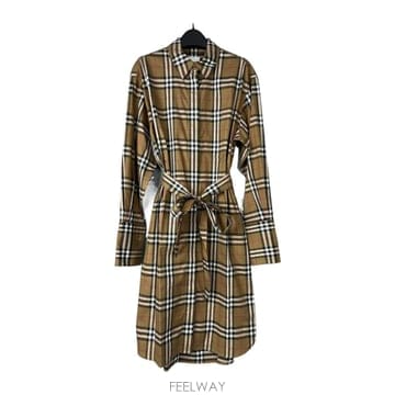 Burberry 26SS Burberry ���� �巹�� 80934771 TP57183655426SS Burberry ���� �巹�� 80934771 TP571836554