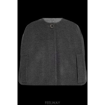 Givenchy 26SS Givenchy ��Ʈ �� poncho BW30NC151K028 TP57112740026SS Givenchy ��Ʈ �� poncho BW30NC151K028 TP571127400