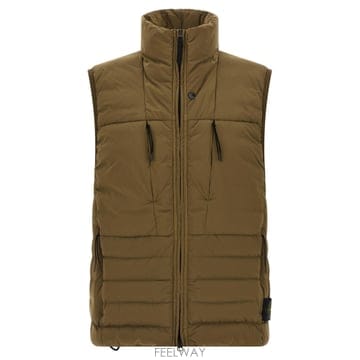 Stone Island 26SS ������Ϸ��� Quilted ����Ʈ with stand �� collar L1S15G100007S01826SS ������Ϸ��� Quilted ����Ʈ with stand �� collar 