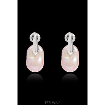 Bottega Veneta 26SS ���װ�����Ÿ Earrings with freshwater pearls 814916V721C630726SS ���װ�����Ÿ Earrings with freshwater pearls 8149