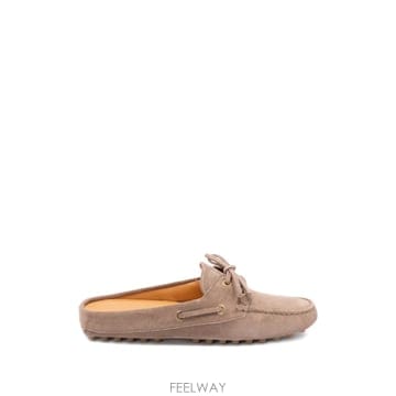 TODS 26SS TOD S Suede ���� in ������ XXW22L0KB70M8WC413 TP57213205426SS TOD S Suede ���� in ������ XXW22L0KB70M8WC413 TP5