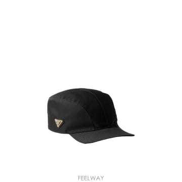 PRADA 26SS ����� Cap with visor in ���� Re Nylon 1HC5082DMIF0632 TP57226SS ����� Cap with visor in ���� Re Nylon 1HC5082DMI