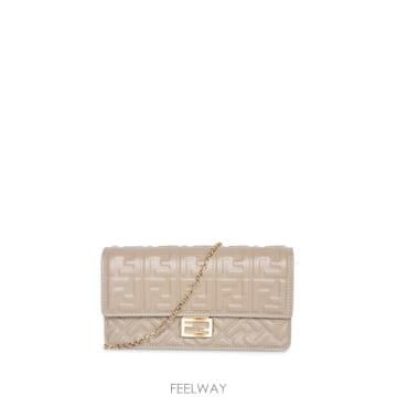 Fendi 왈렛 ON CHAIN BAGUETTE IN NAPPA 레더 WITH FF MOTIF 8M0498A