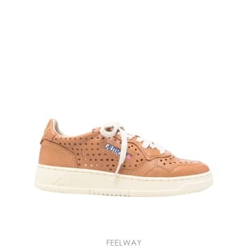 26SS Autry 여성 스니커즈 AULWFA03 TP572115081