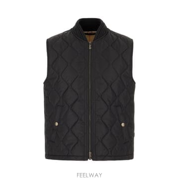 25FW Burberry 블랙 nylon padded sleeveless 자켓 8110185A1189 TP5
