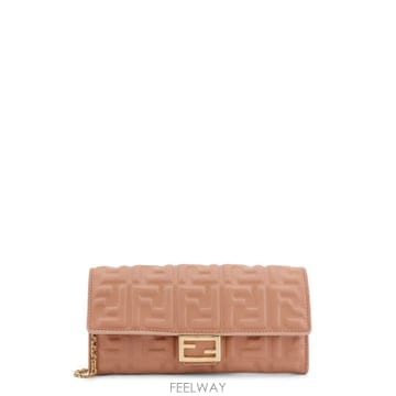 25FW Fendi Continental Baguette 왈렛 on chain 8M0365AAJDF1SK3 