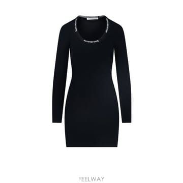Alexander Wang 23FW �˷������ �˷������ ��Ʈ �̴� �巹�� 4KC4216032001 TP57189793123FW �˷������ �˷������ ��Ʈ �̴� �巹�� 4KC4216032