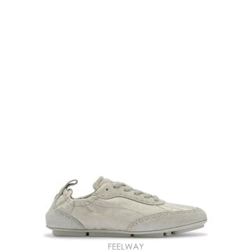 FENDI ��� �� ���̽��� ����Ŀ�� 7E1842AWCU F1V8N TP978247596��� �� ���̽��� ����Ŀ�� 7E1842AWCU F1V8N TP978247596