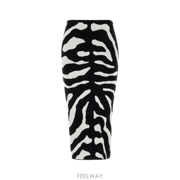 Moschino 26FW ��Ű�� ��ĿƮ A01815506 1555 Animal Print26FW ��Ű�� ��ĿƮ A01815506 1555 Animal Print