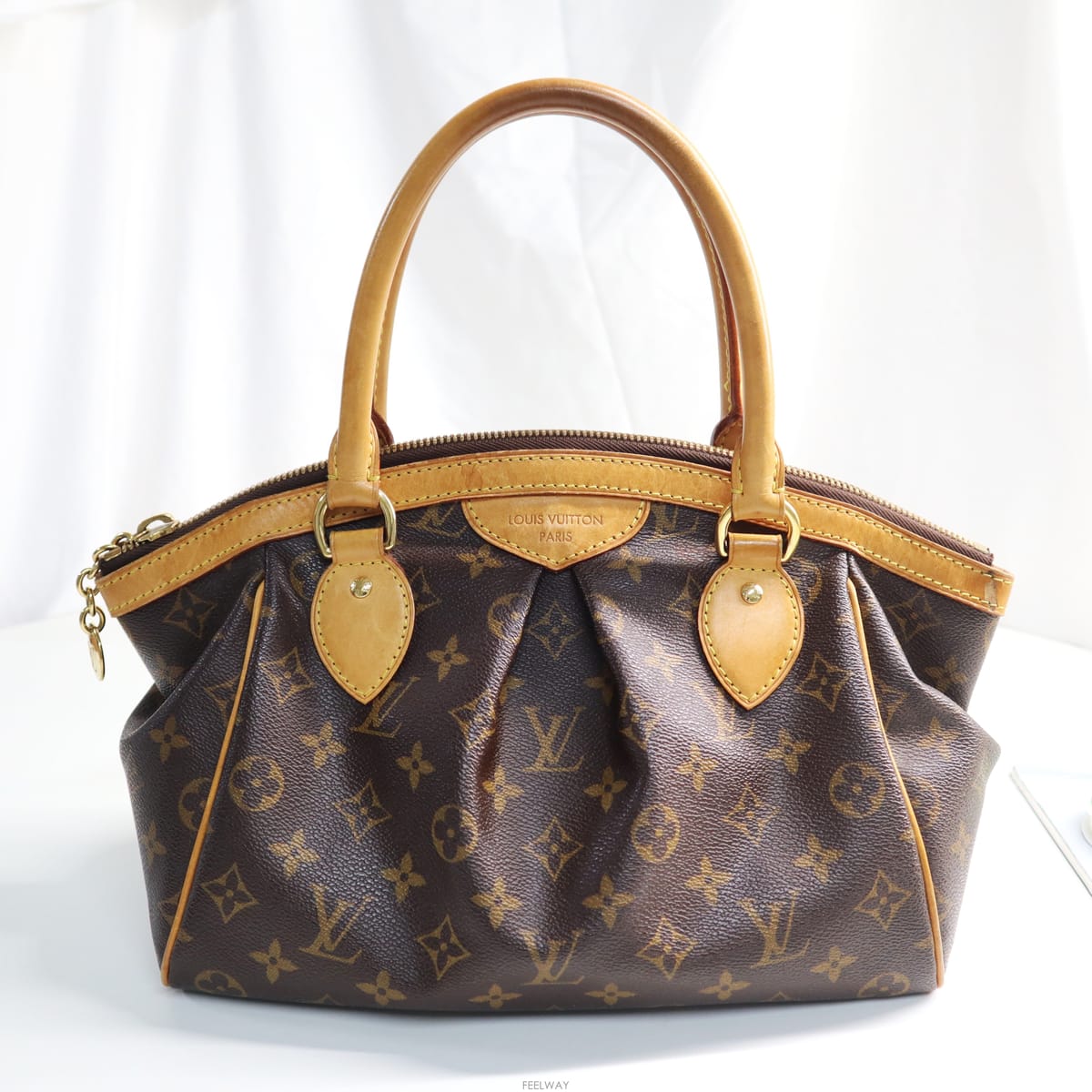 Louis Vuitton Louis Vuitton(���̺���) M40143 ���׷� ĵ���� Ƽ���� PM ��Ʈ��Louis Vuitton(���̺���) M40143 ���׷� ĵ���� Ƽ���� 