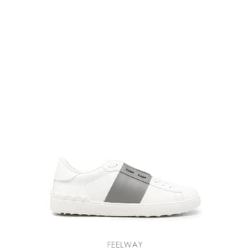 Valentino �߷�Ƽ�� ����ٴ� Open Rockstud embellished sneakers 12127985631496�߷�Ƽ�� ����ٴ� Open Rockstud embellished sneakers 1