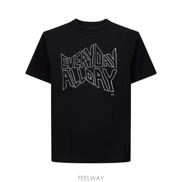 Sacai 26SS Sacai Geoff ����Ʈ T ���� 2601121S001 TP57062205326SS Sacai Geoff ����Ʈ T ���� 2601121S001 TP570622053
