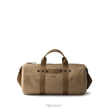 PRADA 26SS ����� ���� Ŭ��ġ 2VC056OOO010F0F24 TP57717756726SS ����� ���� Ŭ��ġ 2VC056OOO010F0F24 TP577177567