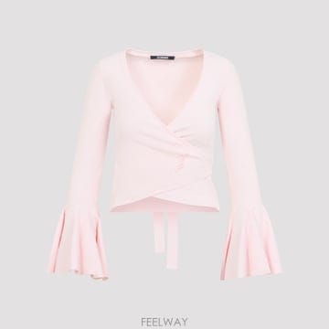 Jacquemus 26SS ��ũ���� LA MAILLE PAYSAN CDW00829AK00303410 TP57717755226SS ��ũ���� LA MAILLE PAYSAN CDW00829AK00303410 TP57