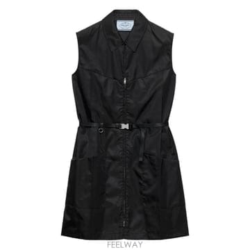 PRADA 26SS ����� ��Ʈ �巹�� made of nylon 230745SOOO1WQ8F0002 TP5784009626SS ����� ��Ʈ �巹�� made of nylon 230745SOOO1WQ8F0