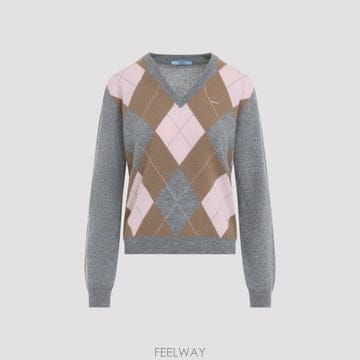 PRADA 26FW ����� ARGYLE PATTERN V �� ĳ�ù̾� ������ P24G3QSOOO6519F0LPX TP526FW ����� ARGYLE PATTERN V �� ĳ�ù̾� ������ P24G3Q