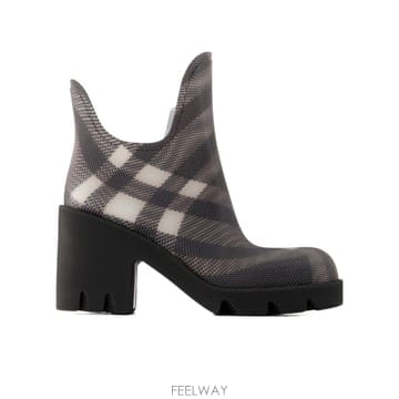 Burberry 24SS Burberry ���� high ���� 80833801 TP57718689424SS Burberry ���� high ���� 80833801 TP577186894