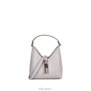 Furla 26SS FURLA Smooth ����  Golden clasp closure  Adjustable strap26SS FURLA Smooth ����  Golden clasp closure  Adjustab