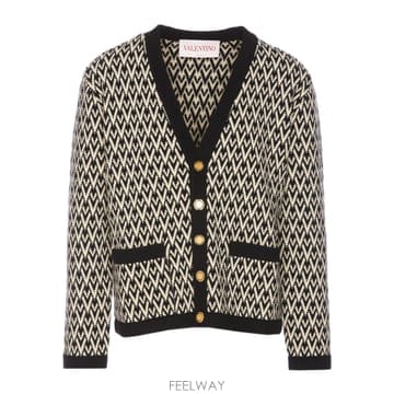 Valentino 25SS Valentino ���� ��Ʈ ������ VKA04IAR1QSW TP57212196625SS Valentino ���� ��Ʈ ������ VKA04IAR1QSW TP5721219