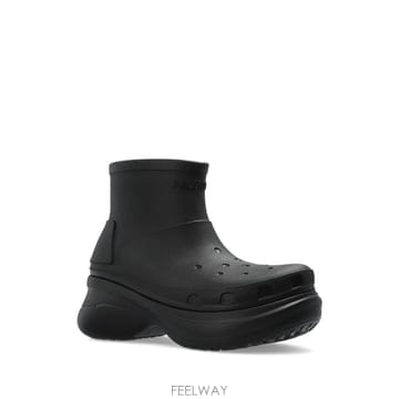 Balenciaga 25SS Balenciaga Crocs Rubber ��Ŭ ���� 713679W1S8E1000 TP572121925SS Balenciaga Crocs Rubber ��Ŭ ���� 713679W1S8E1000