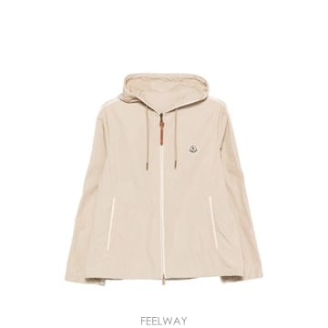 Moncler Moncler Sarracenia �ĵ� ���� L10931A00136549P320J TP571744845Moncler Sarracenia �ĵ� ���� L10931A00136549P320J TP57
