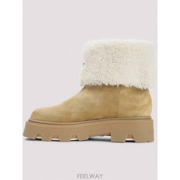 Moncler 25FW Moncler Aurea ��Ŭ ���� in suede ���� �� shearling K209B4F000725FW Moncler Aurea ��Ŭ ���� in suede ���� �� shearlin