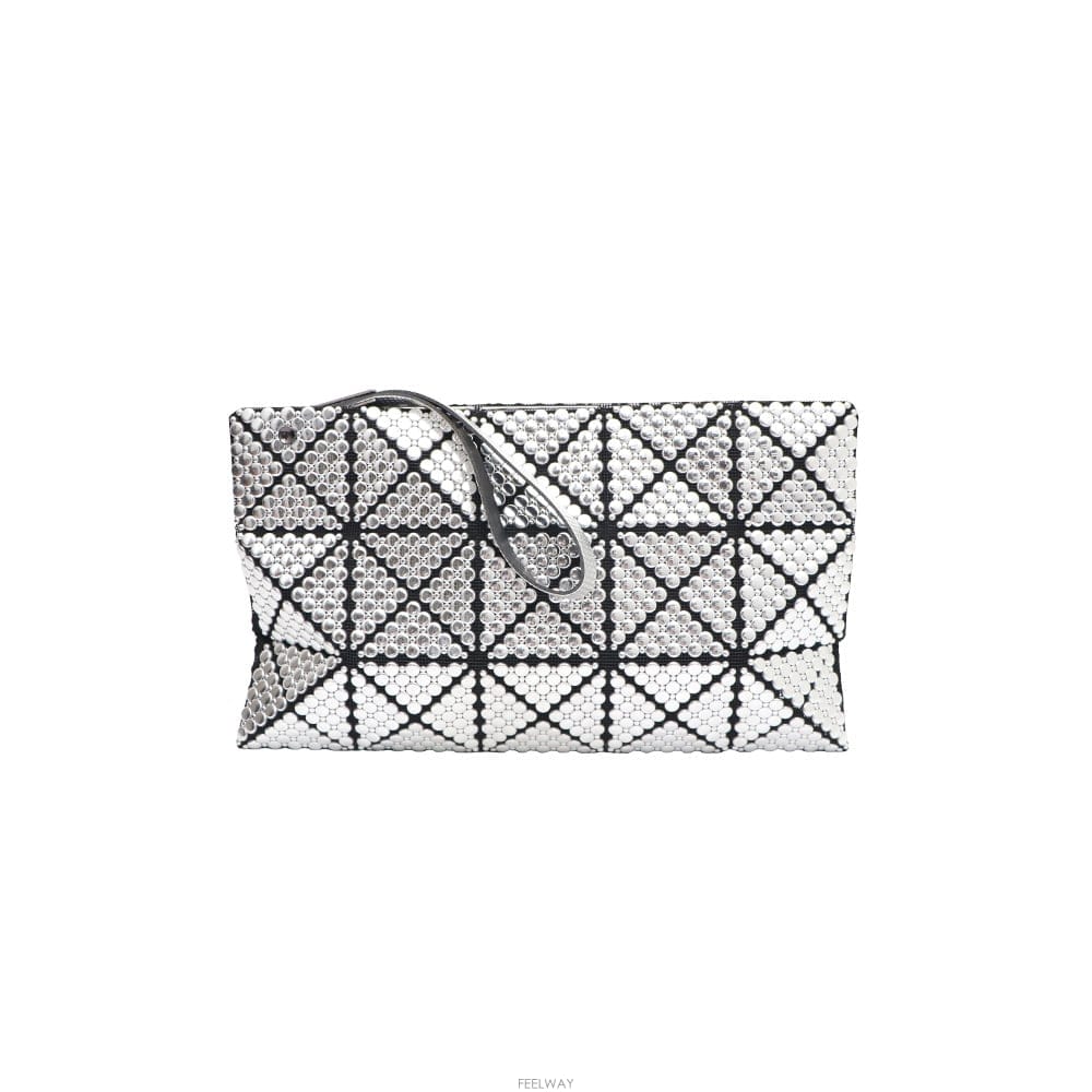Issey Miyake �̼��̹̾��� �ٿ��ٿ� BB83-AG821-91 Ŭ��ġ��kk01360241�̼��̹̾��� �ٿ��ٿ� BB83-AG821-91 Ŭ��ġ��kk01360241