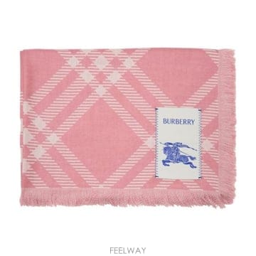 Burberry 26SS Burberry A MU 200X65 BIAS TRI BAR 154733 A1747 8123251A26SS Burberry A MU 200X65 BIAS TRI BAR 154733 A1747 81