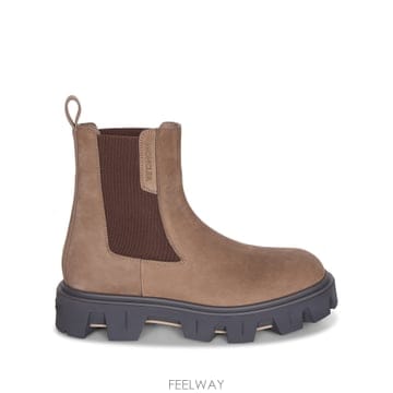 Moncler 25FW Moncler Suede upper  Elastic side panels  Sturdy rubber25FW Moncler Suede upper  Elastic side panels  Sturdy 