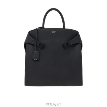 Ferragamo ����䷹ ��󰡸� ���� messenger �� 241666777378 TP573491291����䷹ ��󰡸� ���� messenger �� 241666777378 TP573