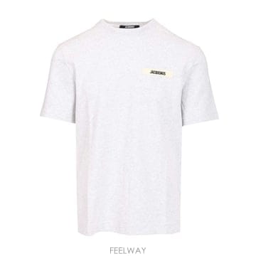 Jacquemus 26SS ��ũ���� ��ư T ���� 25HTSM00133AJ00226950 TP57048665326SS ��ũ���� ��ư T ���� 25HTSM00133AJ00226950 TP5704
