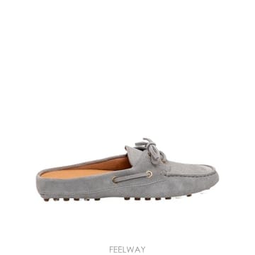 TODS 26SS TOD S Glove Gommino ���� In Suede XXW22L0KB70M8WB218 TP5726SS TOD S Glove Gommino ���� In Suede XXW22L0KB70M8WB