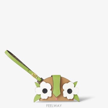 FENDI 26SS Fendi Portacarte di credito ����Ʈ Friends Forever Fendi i26SS Fendi Portacarte di credito ����Ʈ Friends Foreve