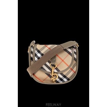 Burberry Burberry ��� �� B Clip 8119657B9368SAND TP571498499Burberry ��� �� B Clip 8119657B9368SAND TP571498499