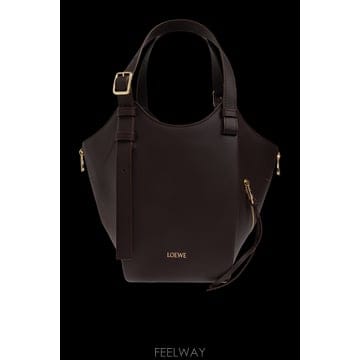 Loewe Loewe Hammock Flip Medium ��� �� A538HHBX070DARKCHESTNUT TP570Loewe Hammock Flip Medium ��� �� A538HHBX070DARKCHEST