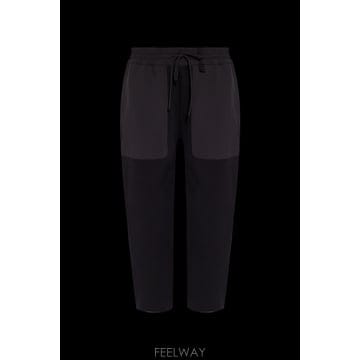Moncler 25FW Moncler Panelled sweatpants J10939L00005M1367999 TP573325FW Moncler Panelled sweatpants J10939L00005M1367999 