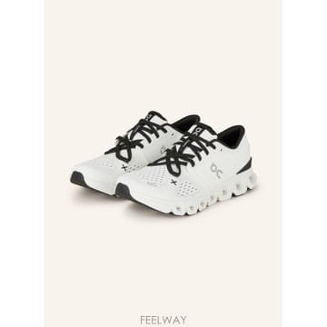 On Running ON CLOUD X4 fitness ���� 100158824311000 TP575979583ON CLOUD X4 fitness ���� 100158824311000 TP575979583