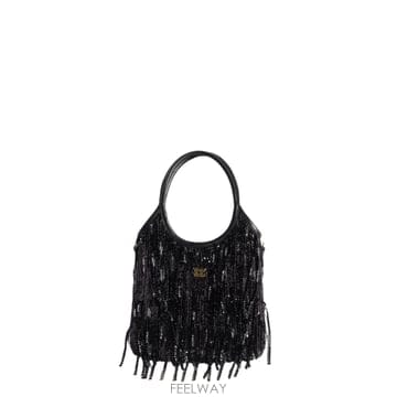 Miu Miu 26SS �̿�̿� ���� Ŭ��ġ 5BA2812IGMF0002 TP57049511526SS �̿�̿� ���� Ŭ��ġ 5BA2812IGMF0002 TP570495115