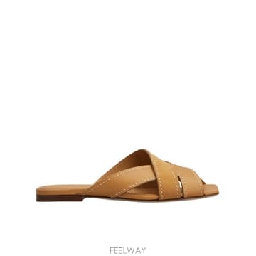 TODS 26SS TOD S �� Tods in pelle con cuciture a filo XXW99L0JY50V126SS TOD S �� Tods in pelle con cuciture a filo XXW99L