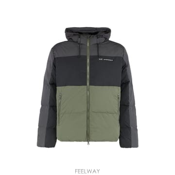 Armani 25FW E A 7 Ǫ�� ���� in nylon 7M000946AF13190U8100 TP57729974825FW E A 7 Ǫ�� ���� in nylon 7M000946AF13190U8100 TP5