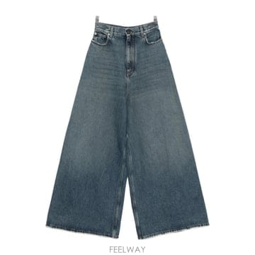Balenciaga 26SS Balenciaga Flared ���� Jeans 872174TUW584129 TP57435442826SS Balenciaga Flared ���� Jeans 872174TUW584129 TP57
