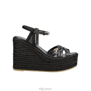 Valentino 26SS Valentino ���� high ���� WS0PA0RLE0NO TP57337453026SS Valentino ���� high ���� WS0PA0RLE0NO TP573374530