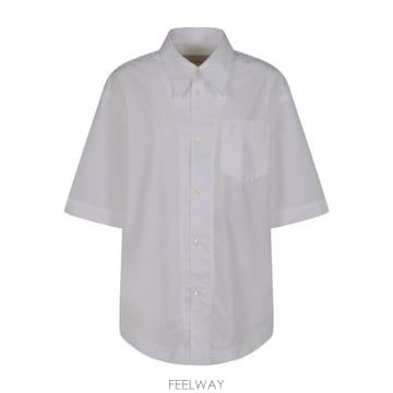 Ami 26SS AMI ��Ʈ SLEEVE ���̵� ���� WITH CAMP COLLAR �� PATCH POCKET ��ư26SS AMI ��Ʈ SLEEVE ���̵� ���� WITH CAMP COLLAR �� P