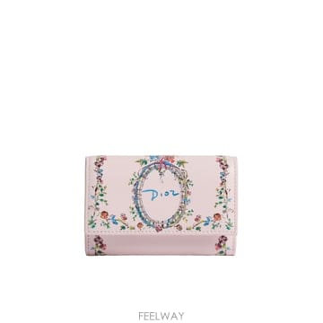 DIOR 26FW ũ����î  ���� �з� S2406PUVSM19I TP57672646626FW ũ����î  ���� �з� S2406PUVSM19I TP576726466