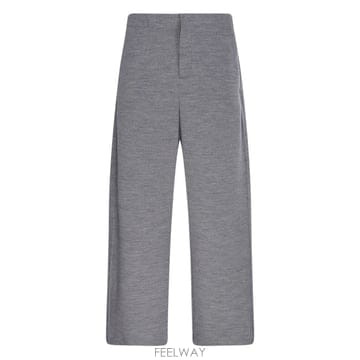 Max Mara 25FW �������� �������� �� �� ��ư Trousers 21786039600002 TP57635740925FW �������� �������� �� �� ��ư Trousers 21786039600