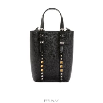 Valentino 26SS Valentino ���� �ڵ�� YP0AX1ZGS0NO TP57718142026SS Valentino ���� �ڵ�� YP0AX1ZGS0NO TP577181420