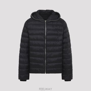 Moncler 26SS Moncler Ziplock ���� MU01F1A09M8114999 TP57066778726SS Moncler Ziplock ���� MU01F1A09M8114999 TP57066778