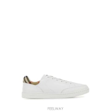 Burberry 26SS Burberry ȭ��Ʈ ���� �� ����Ŀ�� 8118865C4579 TP57043369726SS Burberry ȭ��Ʈ ���� �� ����Ŀ�� 8118865C4579 TP5