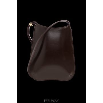 Jacquemus ��ũ���� Phone ���̽� Bisou with a strap SLU00375AC18A10495 TP57112��ũ���� Phone ���̽� Bisou with a strap SLU00375AC18A